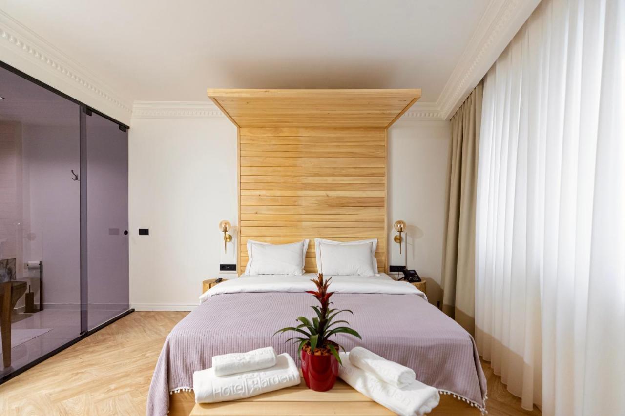 Garden Downtown Prishtina Hotel Пристина Екстериор снимка